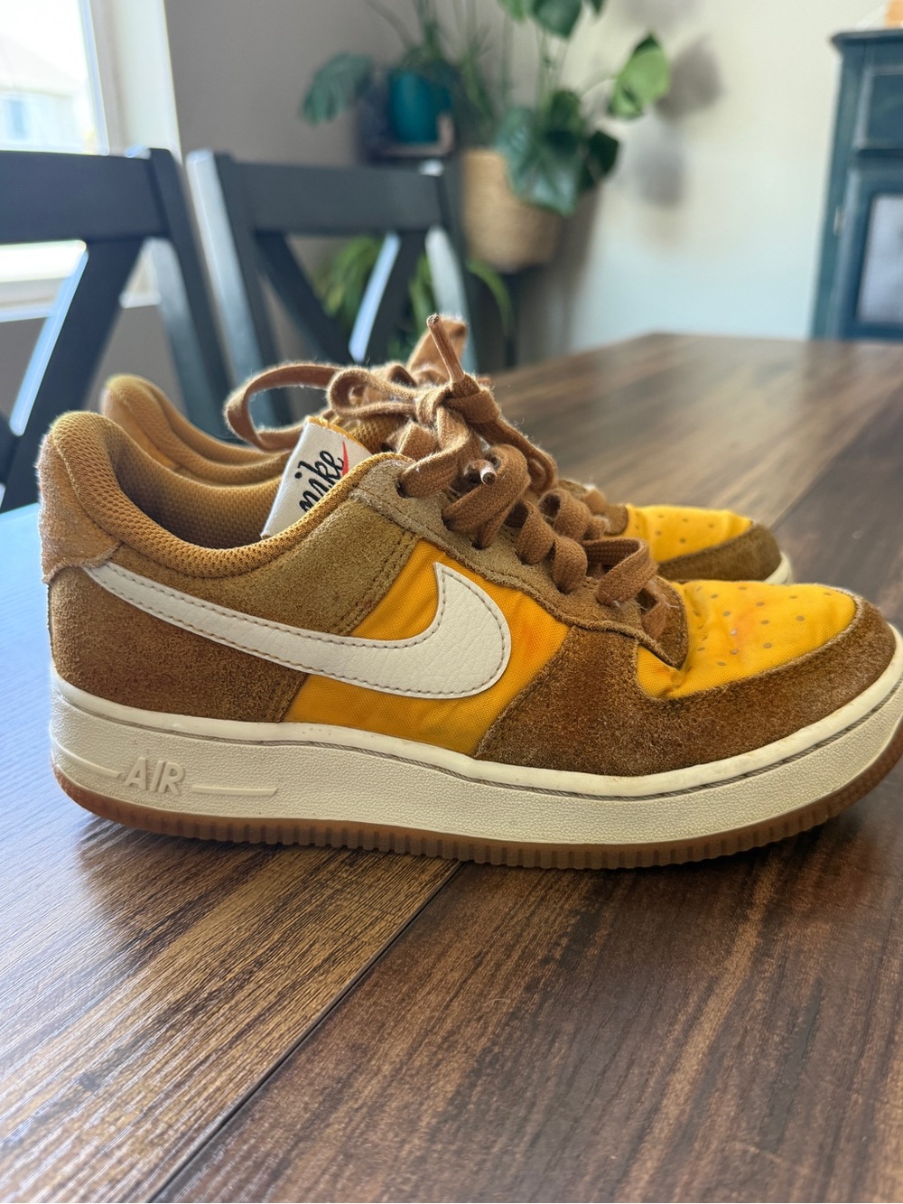 Nike dunk Suede and Nylon Sneakers in Mustard Yellow and White